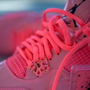 Jordan 4 Retro Hot Punch (m) & (w)